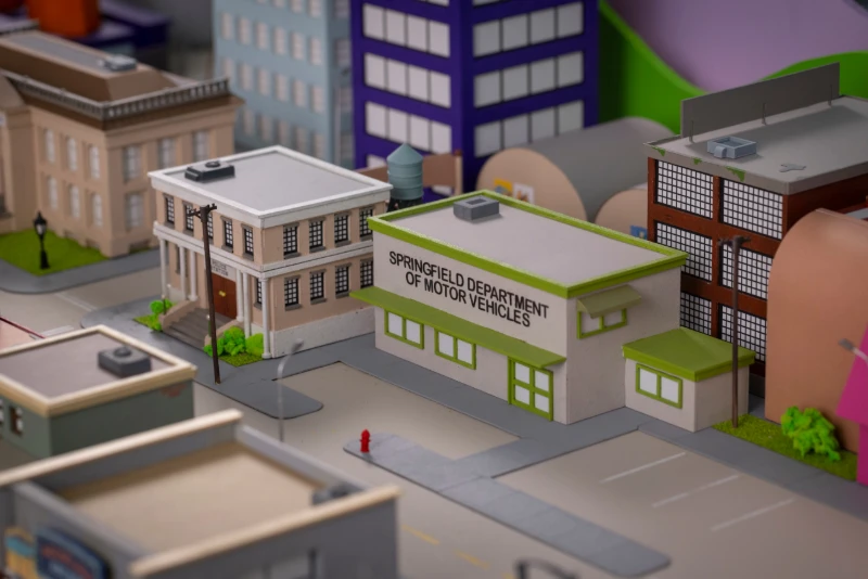 Fã de 'Os Simpsons' Constrói Maquete Gigante de Springfield com 76 Prédios | ::Tutoriais Photoshop::