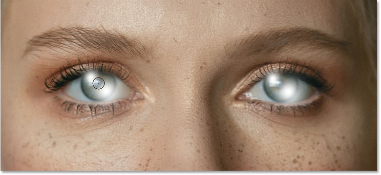 Como iluminar os olhos no Photoshop e fazê-los brilhar | Tutoriais Photoshop